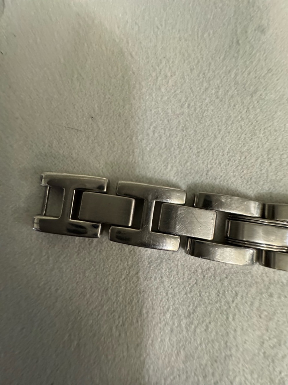 Fossil Silver-Tone Rectangular Bracelet Watch New Battery. Works - Picture 11 of 15